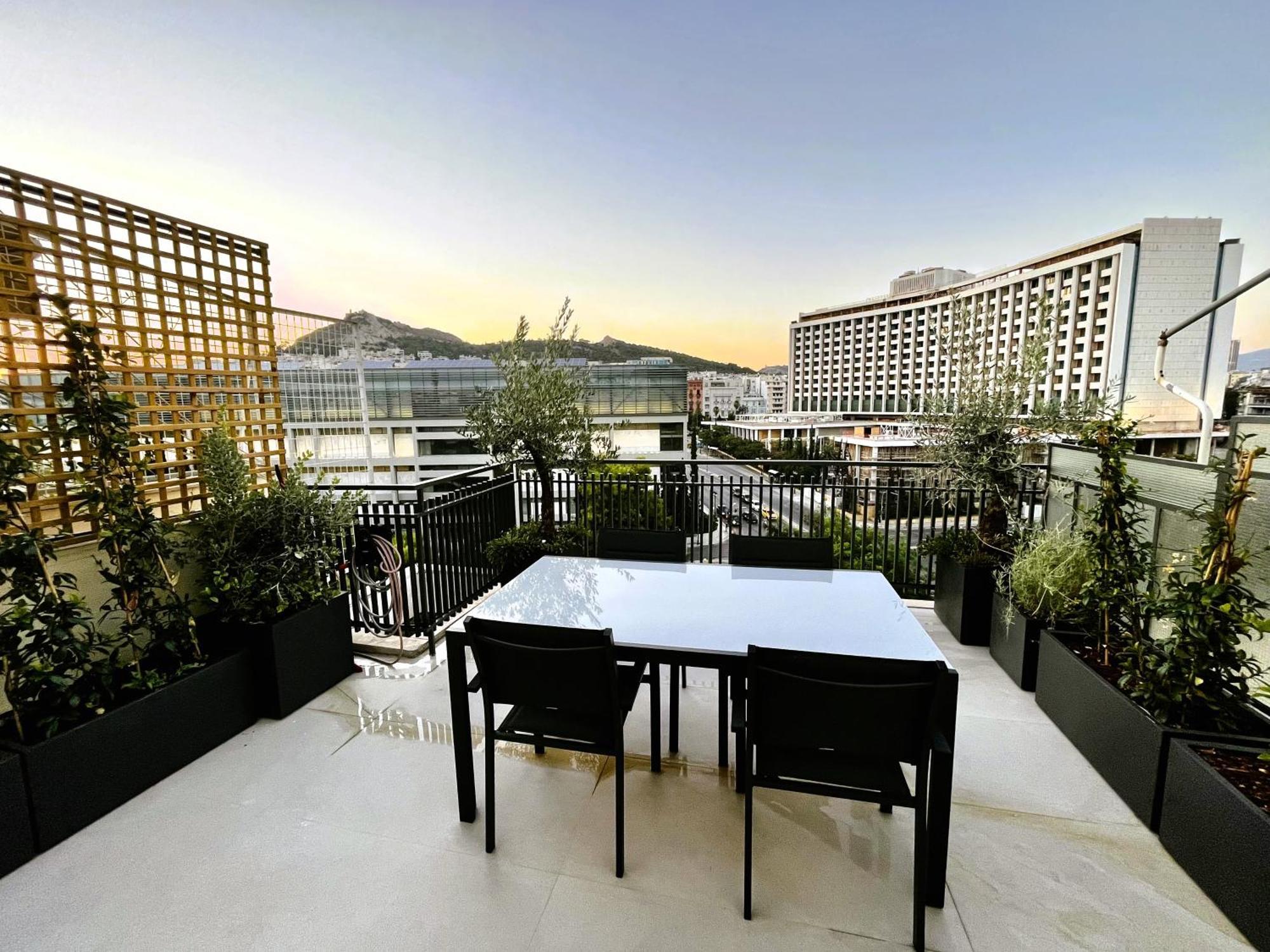 Athena Blue Lux Apartments 2Br 2Ba With City Skyline View, Near Kolonaki Atina Dış mekan fotoğraf
